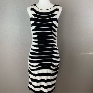 Betsey Johnson black white pleated body-con dress